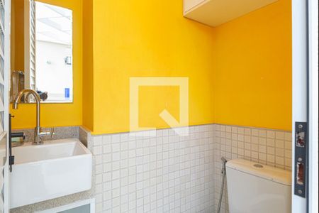 Apartamento à venda com 70m², 1 quarto e 2 vagas Apartamento à venda com 70m², 1 quarto e 2 vagasBanheiro do Terraço