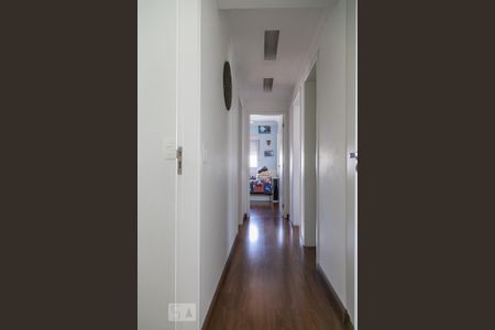 Corredor de apartamento à venda com 4 quartos, 126m² em Vila Gertrudes, São Paulo