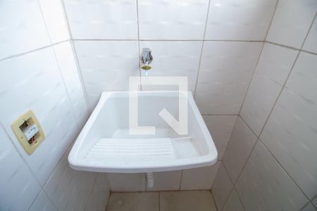 Apartamento para alugar com 68m², 2 quartos e 1 vagaÁrea de Serviço