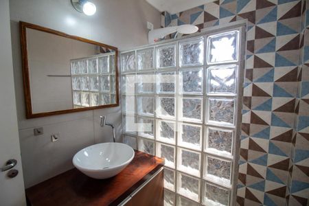 Apartamento para alugar com 68m², 2 quartos e 1 vagaBanheiro