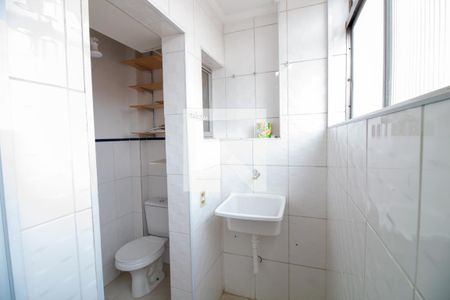 Apartamento para alugar com 68m², 2 quartos e 1 vagaÁrea de Serviço