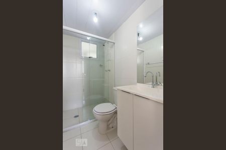 Banheiro de apartamento para alugar com 2 quartos, 61m² em Bom Retiro, São Paulo