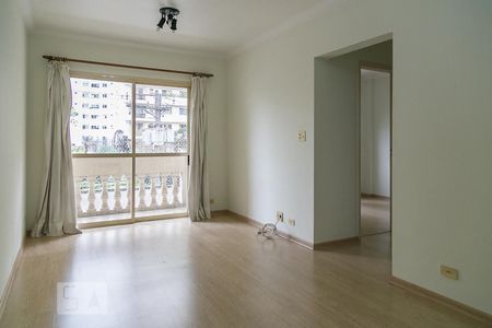 Sala de apartamento à venda com 2 quartos, 63m² em Vila Uberabinha, São Paulo