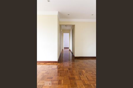Corredor dos Quartos e Banheiros de apartamento à venda com 3 quartos, 80m² em Vila Prudente, São Paulo