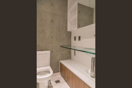 Banheiro de apartamento para alugar com 2 quartos, 70m² em Jardim Novo Santo Amaro, São Paulo
