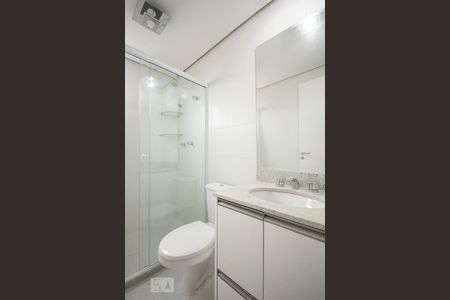Banheiro de apartamento à venda com 2 quartos, 68m² em Vila Gertrudes, São Paulo