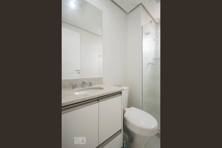 Banheiro de apartamento à venda com 2 quartos, 68m² em Vila Gertrudes, São Paulo
