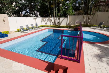 Apartamento à venda com 120m², 3 quartos e 3 vagasPiscina
