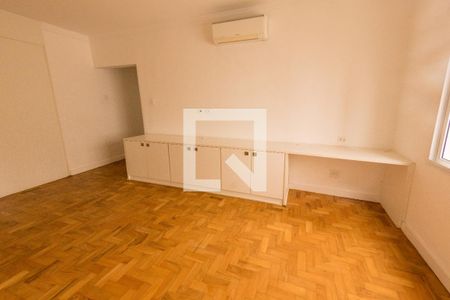 Apartamento à venda com 250m², 3 quartos e 2 vagasQuarto 3 - Suíte