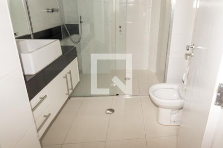Apartamento à venda com 250m², 3 quartos e 2 vagasBanheiro 2