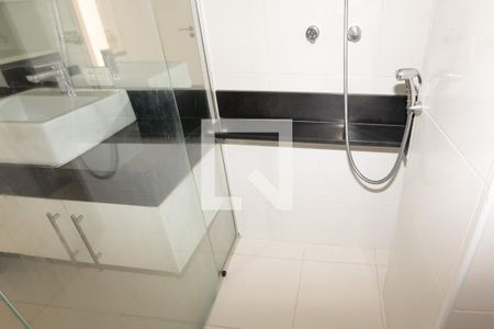 Apartamento à venda com 250m², 3 quartos e 2 vagasBanheiro 2
