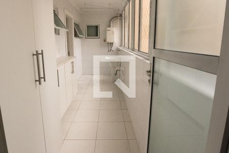 Apartamento à venda com 250m², 3 quartos e 2 vagasÁrea de Serviço