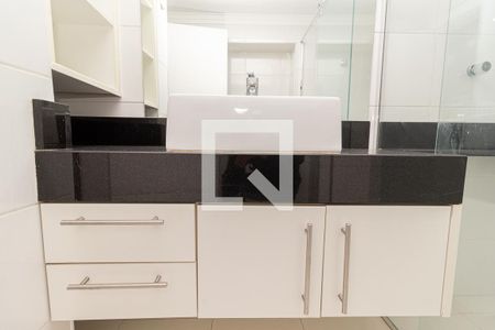 Apartamento à venda com 250m², 3 quartos e 2 vagasBanheiro 2