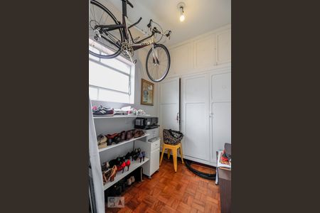 Quarto de serviço de apartamento à venda com 1 quarto, 100m² em Cerqueira César, São Paulo