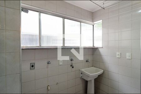 Apartamento para alugar com 86m², 3 quartos e 1 vaga Apartamento para alugar com 86m², 3 quartos e 1 vagaLavanderia