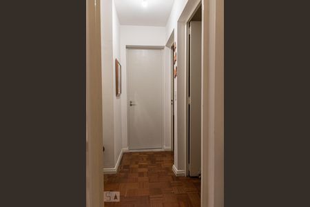 Apartamento à venda com 74m², 2 quartos e 1 vagaCorredor