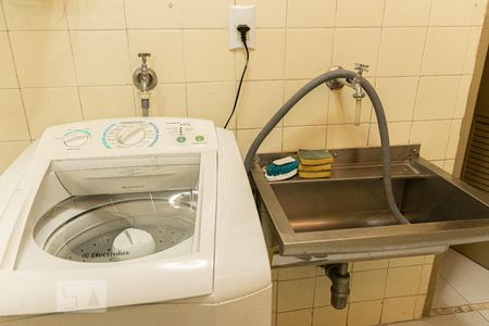 Apartamento à venda com 74m², 2 quartos e 1 vagaÁrea de serviço 