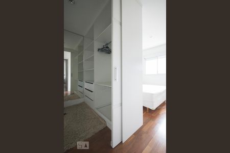 Suíte de apartamento à venda com 2 quartos, 75m² em Cidade Monções, São Paulo