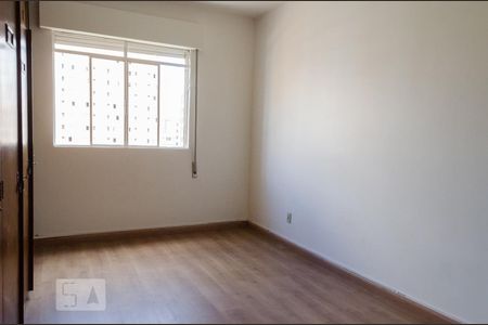 Quarto 2 de apartamento à venda com 3 quartos, 130m² em Centro, Campinas