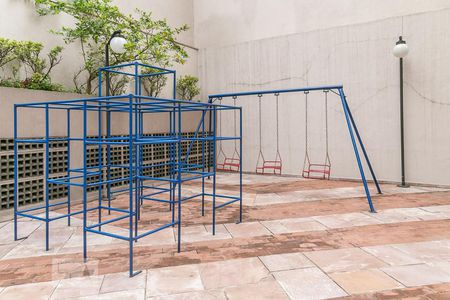 Apartamento para alugar com 130m², 4 quartos e 2 vagas Apartamento para alugar com 130m², 4 quartos e 2 vagasPlayground