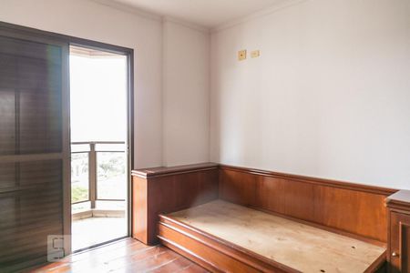 Apartamento para alugar com 130m², 4 quartos e 2 vagas Apartamento para alugar com 130m², 4 quartos e 2 vagasQuarto 2