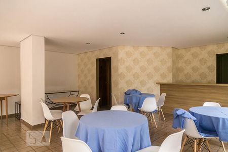 Apartamento para alugar com 130m², 4 quartos e 2 vagas Apartamento para alugar com 130m², 4 quartos e 2 vagasSalão de festas