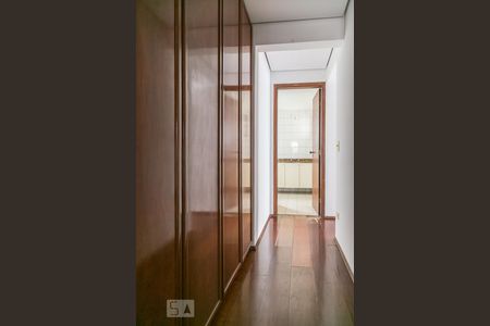 Apartamento para alugar com 130m², 4 quartos e 2 vagas Apartamento para alugar com 130m², 4 quartos e 2 vagasEntrada do Quarto 3 (suite)