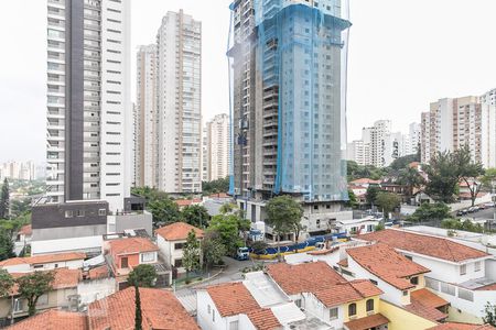 Apartamento para alugar com 130m², 4 quartos e 2 vagas Apartamento para alugar com 130m², 4 quartos e 2 vagasVista
