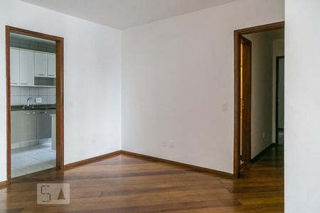 Sala de apartamento para alugar com 3 quartos, 89m² em Brooklin Paulista, São Paulo