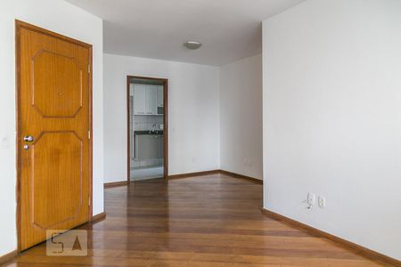 Sala (entrada social) de apartamento para alugar com 3 quartos, 89m² em Brooklin Paulista, São Paulo