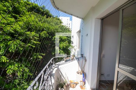 Apartamento à venda com 70m², 2 quartos e 1 vaga Apartamento à venda com 70m², 2 quartos e 1 vagaTerraço
