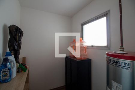 Apartamento à venda com 70m², 2 quartos e 1 vaga Apartamento à venda com 70m², 2 quartos e 1 vagaQuarto de Serviço