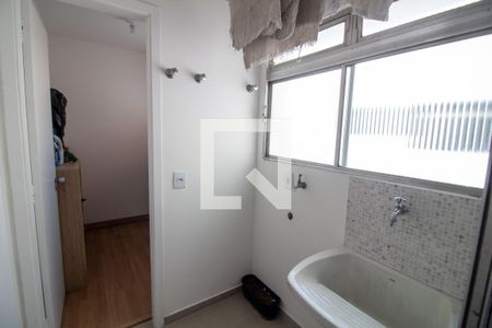 Apartamento à venda com 70m², 2 quartos e 1 vaga Apartamento à venda com 70m², 2 quartos e 1 vagaÁrea de Serviço