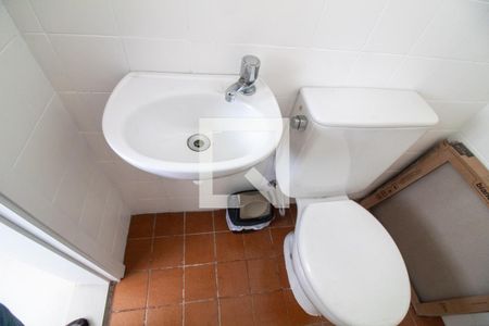 Apartamento à venda com 70m², 2 quartos e 1 vaga Apartamento à venda com 70m², 2 quartos e 1 vagaBanheiro de serviço