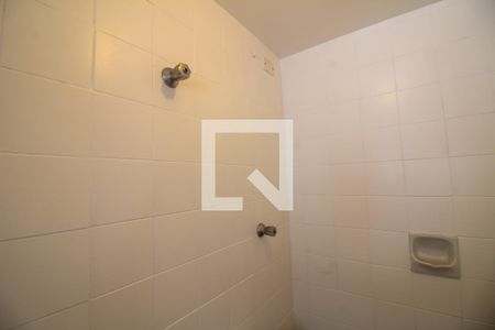 Apartamento à venda com 70m², 2 quartos e 1 vaga Apartamento à venda com 70m², 2 quartos e 1 vagaBanheiro de serviço