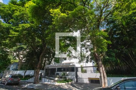 Apartamento à venda com 70m², 2 quartos e 1 vaga Apartamento à venda com 70m², 2 quartos e 1 vagaFachada e portaria