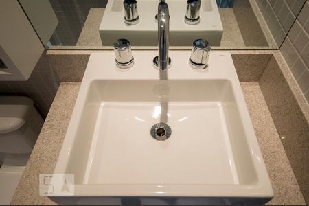 Apartamento para alugar com 35m², 1 quarto e 1 vagaDetalhe Banheiro