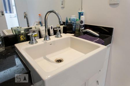 Apartamento para alugar com 105m², 2 quartos e 2 vagasBanheiro da suíte 1