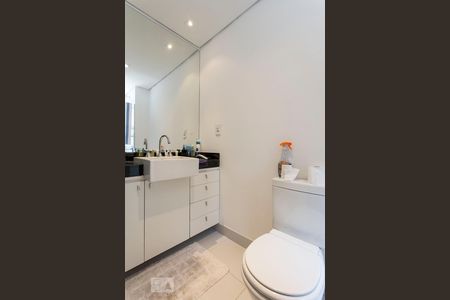 Apartamento para alugar com 105m², 2 quartos e 2 vagasBanheiro da suíte 1