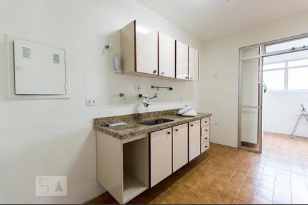 Apartamento à venda com 83m², 2 quartos e 1 vagaCozinha