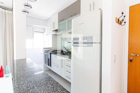 Cozinha de apartamento para alugar com 1 quarto, 42m² em Sumarezinho, São Paulo
