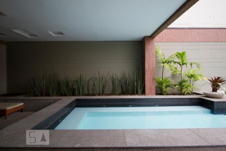 Piscina de apartamento para alugar com 2 quartos, 57m² em Bela Vista, São Paulo