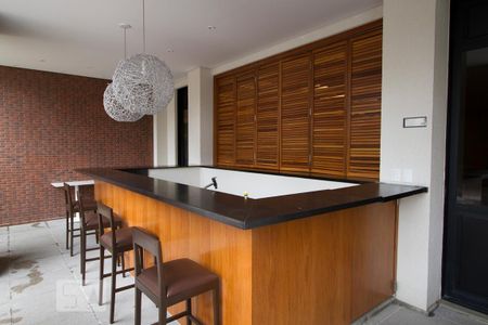 Apartamento para alugar com 57m², 2 quartos e 1 vaga Apartamento para alugar com 57m², 2 quartos e 1 vagaBar da piscina