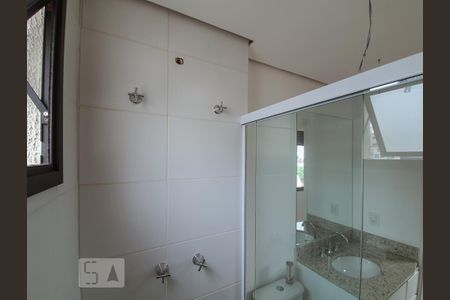 Apartamento para alugar com 57m², 2 quartos e 1 vaga Apartamento para alugar com 57m², 2 quartos e 1 vagaBanheiro