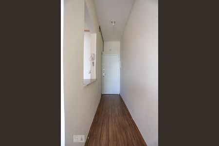 Corredor de kitnet/studio para alugar com 1 quarto, 30m² em Bela Vista, São Paulo