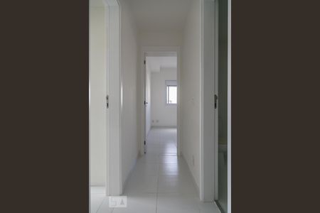 Corredor de apartamento para alugar com 2 quartos, 73m² em Vila Monte Alegre, São Paulo