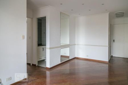 Sala de apartamento para alugar com 3 quartos, 64m² em Bosque da Saúde, São Paulo