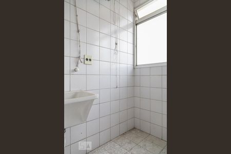 Apartamento para alugar com 64m², 3 quartos e 2 vagas Apartamento para alugar com 64m², 3 quartos e 2 vagasÁrea de serviços