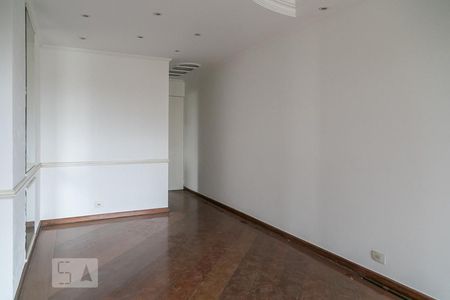 Sala de apartamento para alugar com 3 quartos, 64m² em Bosque da Saúde, São Paulo