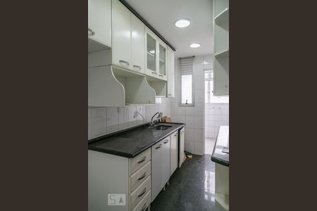 Apartamento para alugar com 64m², 3 quartos e 2 vagas Apartamento para alugar com 64m², 3 quartos e 2 vagasCozinha